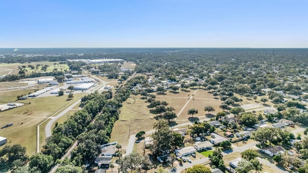 For Sale: $199,000 (2 beds, 1 baths, 1264 Square Feet)