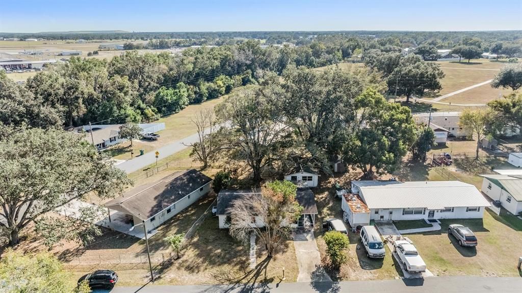 For Sale: $199,000 (2 beds, 1 baths, 1264 Square Feet)