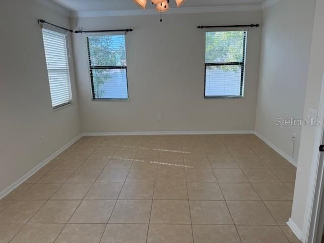 For Rent: $2,900 (3 beds, 2 baths, 2100 Square Feet)