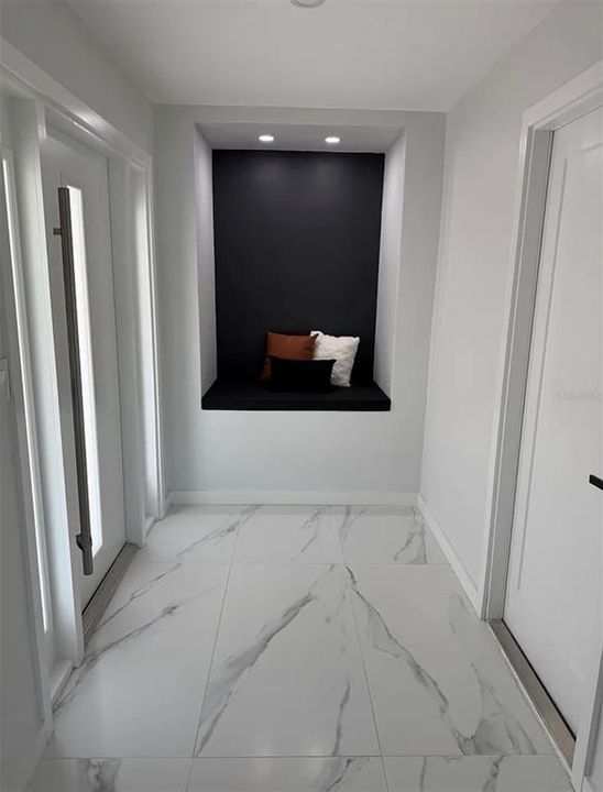 For Rent: $5,500 (3 beds, 2 baths, 1389 Square Feet)