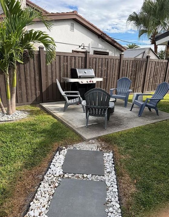 For Rent: $5,500 (3 beds, 2 baths, 1389 Square Feet)