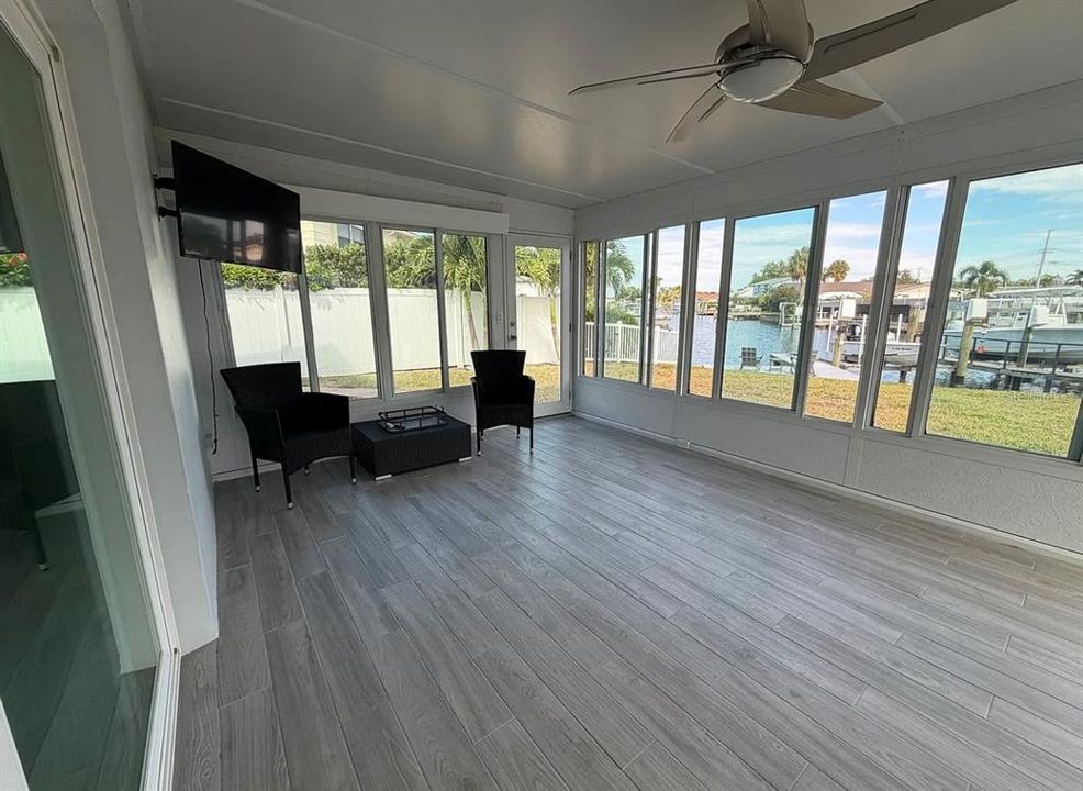 For Rent: $5,500 (3 beds, 2 baths, 1389 Square Feet)