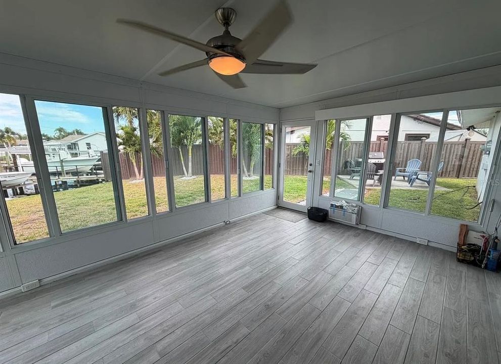 For Rent: $5,500 (3 beds, 2 baths, 1389 Square Feet)