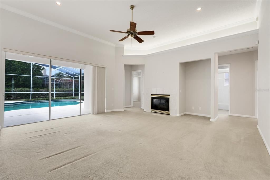 En Venta: $775,000 (4 camas, 3 baños, 2519 Pies cuadrados)