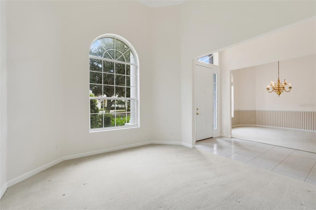 En Venta: $775,000 (4 camas, 3 baños, 2519 Pies cuadrados)