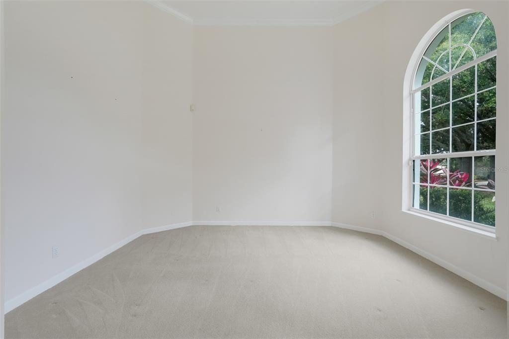 En Venta: $775,000 (4 camas, 3 baños, 2519 Pies cuadrados)