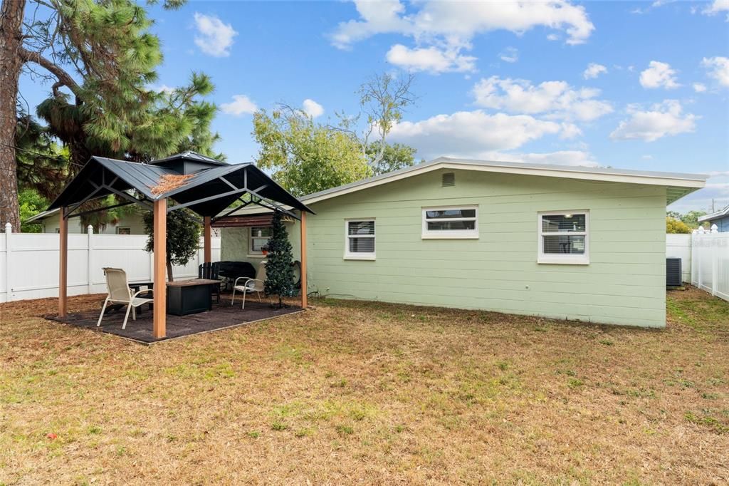 En Venta: $300,000 (3 camas, 1 baños, 1620 Pies cuadrados)