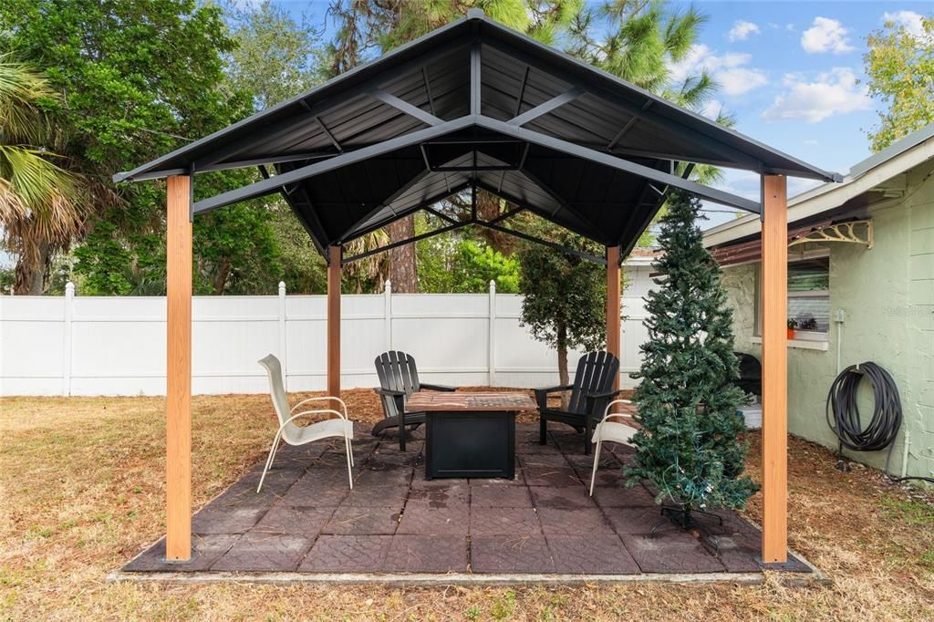 En Venta: $300,000 (3 camas, 1 baños, 1620 Pies cuadrados)