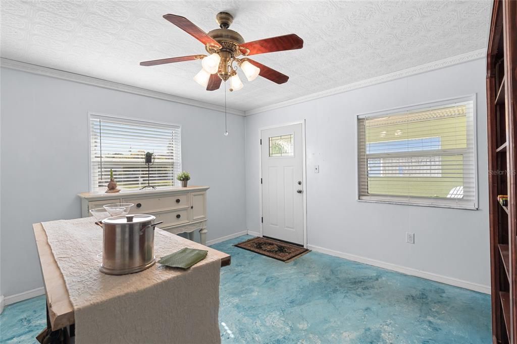 En Venta: $300,000 (3 camas, 1 baños, 1620 Pies cuadrados)