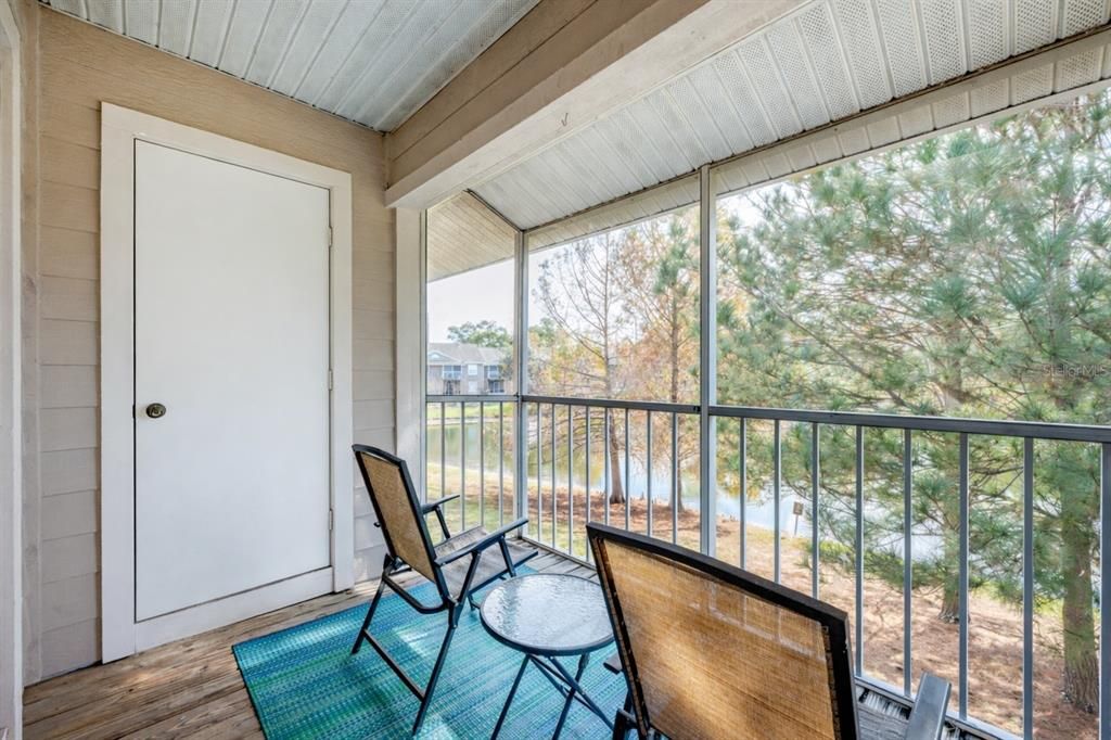 待售: $255,000 (2 贝兹, 2 浴室, 1098 平方英尺)