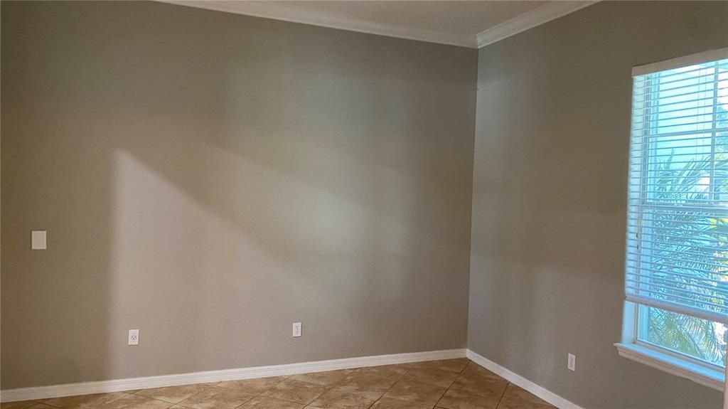 For Sale: $499,900 (4 beds, 3 baths, 3878 Square Feet)