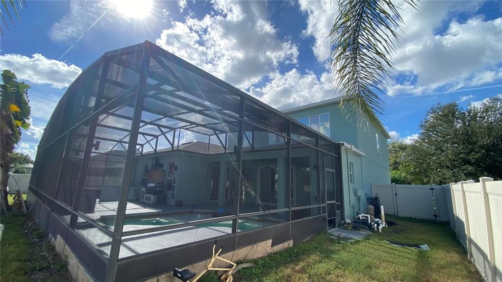 For Sale: $499,900 (4 beds, 3 baths, 3878 Square Feet)