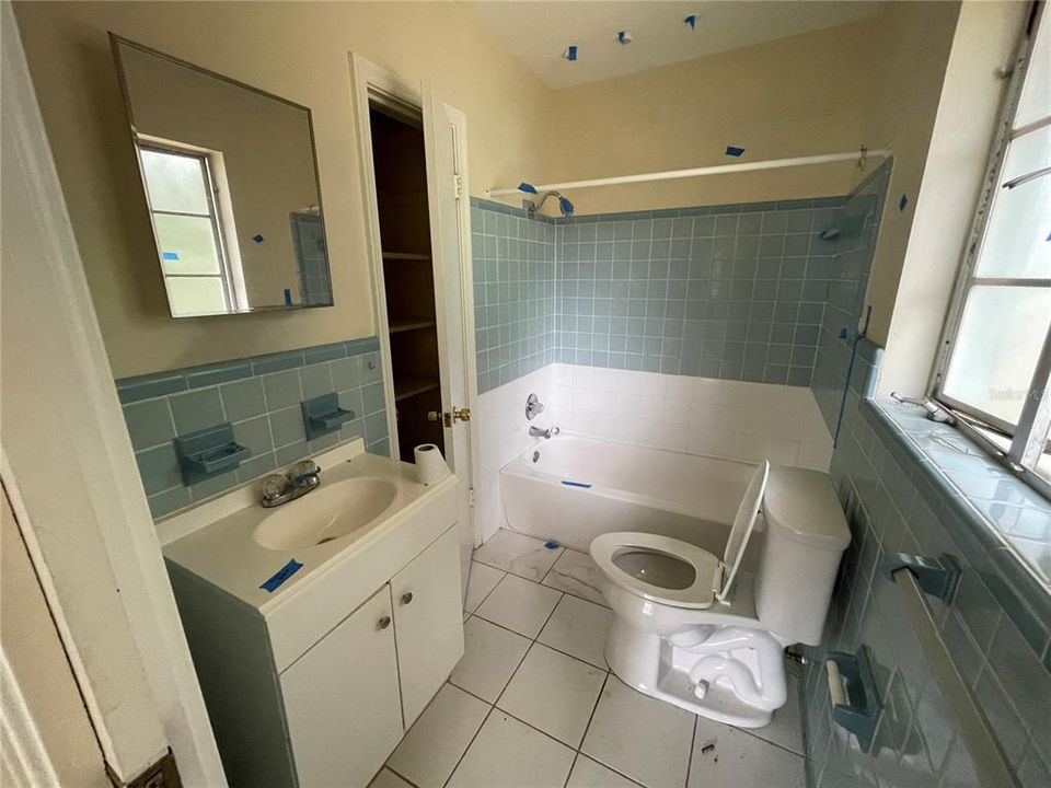 待售: $334,900 (2 贝兹, 2 浴室, 1889 平方英尺)