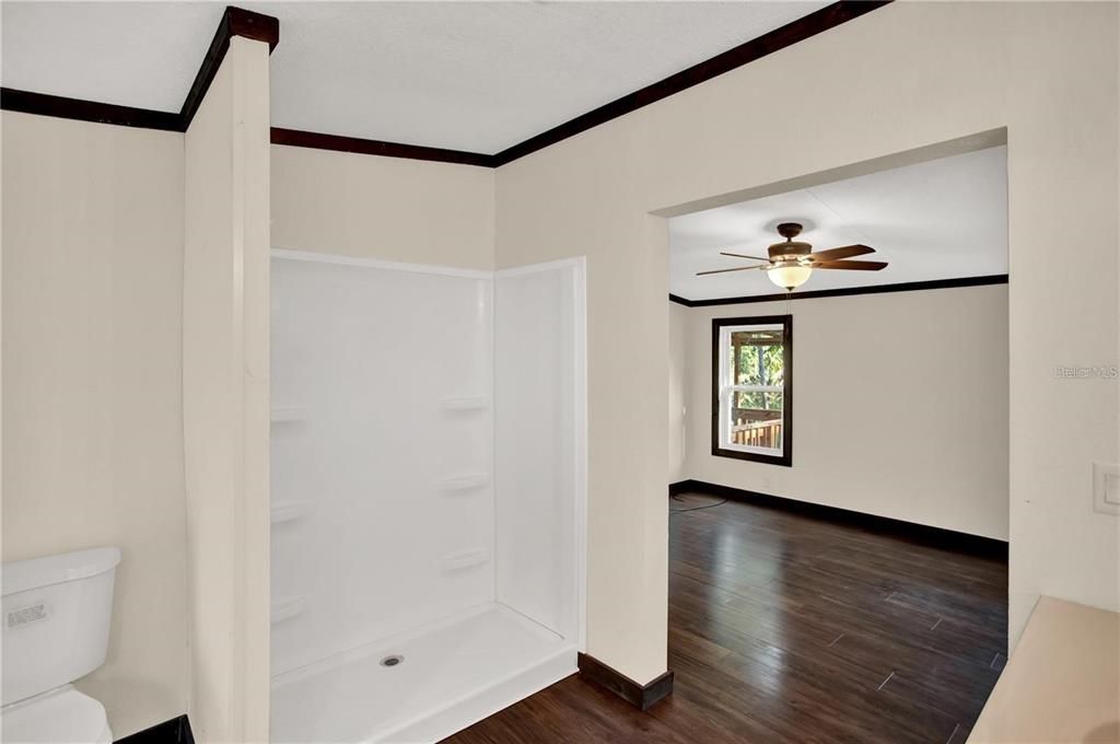 For Sale: $323,000 (3 beds, 2 baths, 1416 Square Feet)