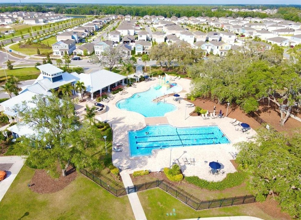 En Venta: $398,500 (5 camas, 2 baños, 2264 Pies cuadrados)