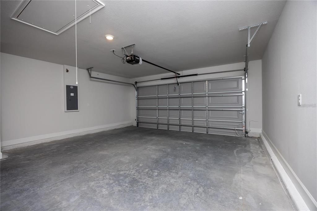 For Sale: $362,500 (4 beds, 2 baths, 1820 Square Feet)