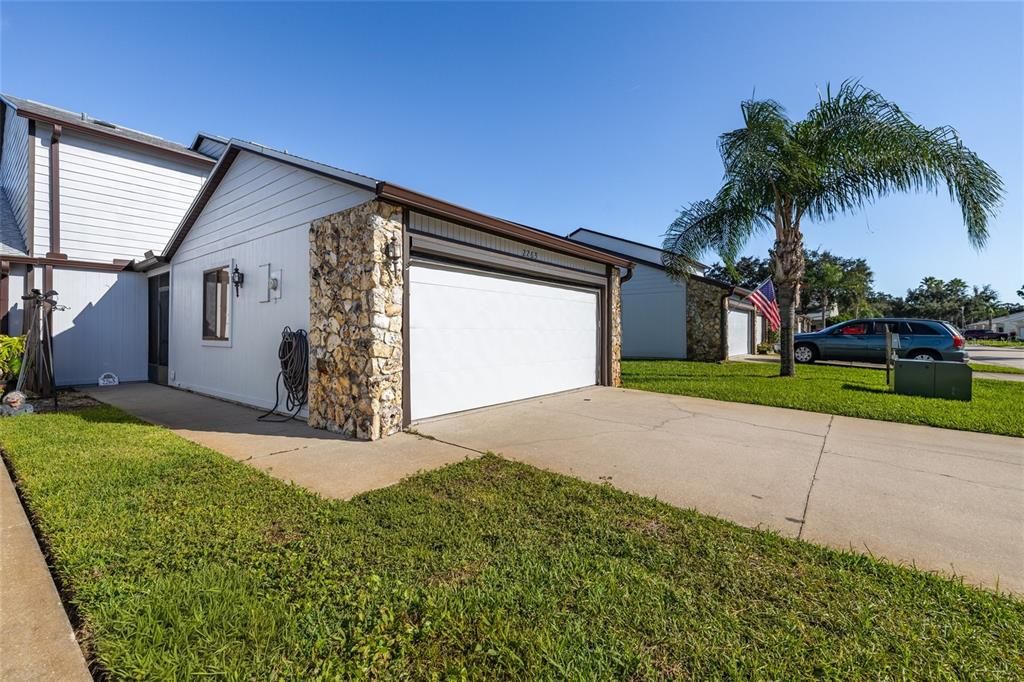 В аренду: $1,850 (2 спален, 2 ванн, 1706 Квадратных фут)