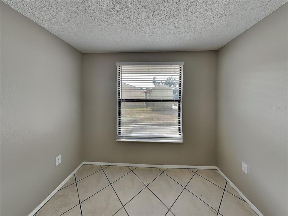 En Renta: $2,649 (3 camas, 2 baños, 1550 Pies cuadrados)