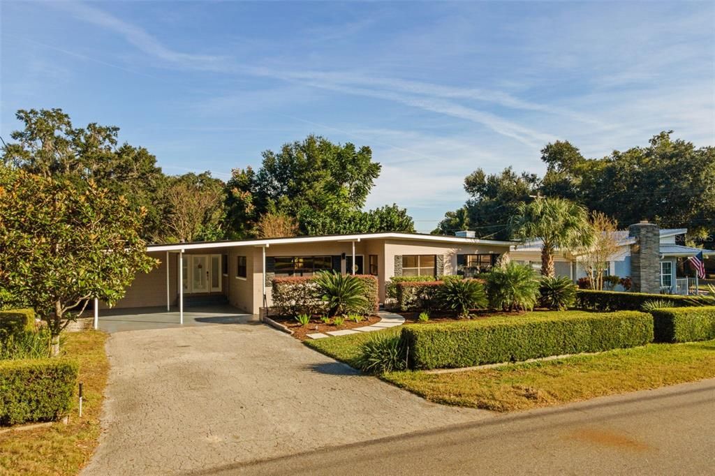 For Sale: $490,000 (4 beds, 3 baths, 2109 Square Feet)