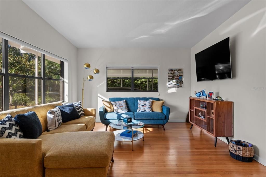 For Sale: $490,000 (4 beds, 3 baths, 2109 Square Feet)