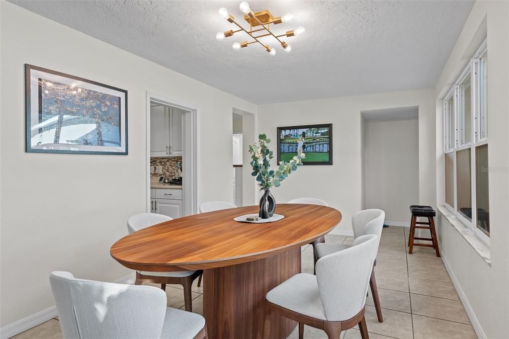 For Sale: $490,000 (4 beds, 3 baths, 2109 Square Feet)