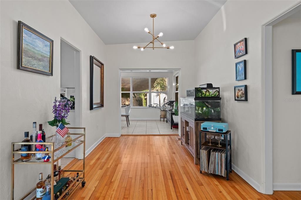 For Sale: $490,000 (4 beds, 3 baths, 2109 Square Feet)