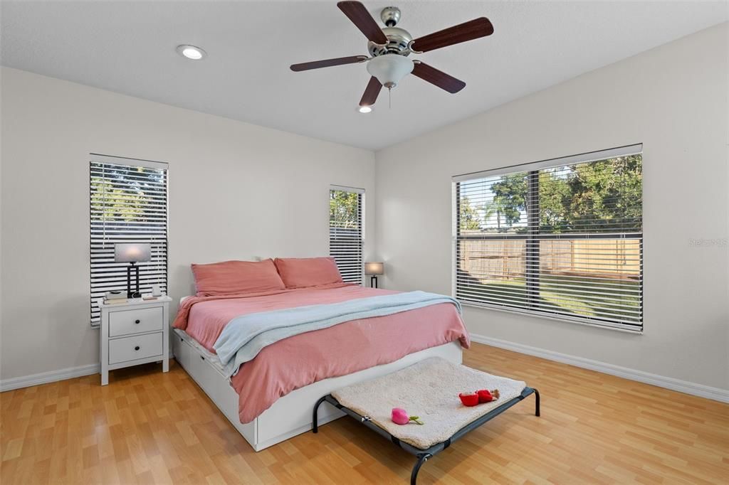 For Sale: $490,000 (4 beds, 3 baths, 2109 Square Feet)