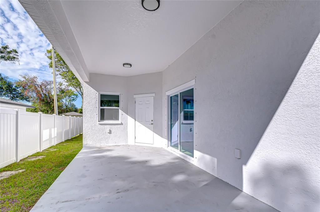 For Sale: $665,000 (3 beds, 2 baths, 2307 Square Feet)