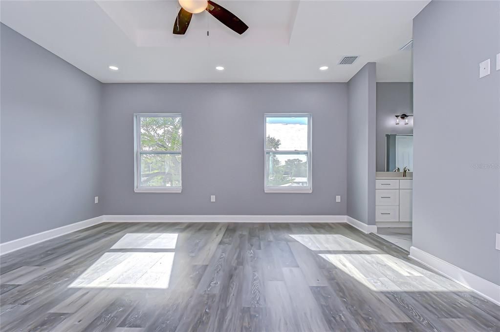 For Sale: $665,000 (3 beds, 2 baths, 2307 Square Feet)