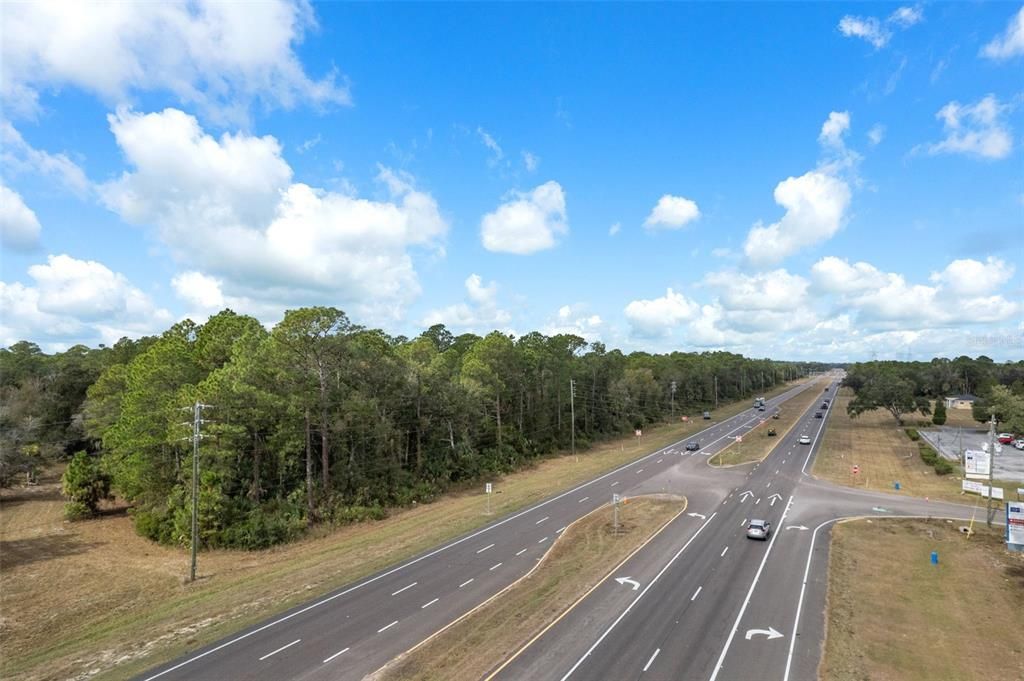 待售: $1,800,000 (18.49 acres)