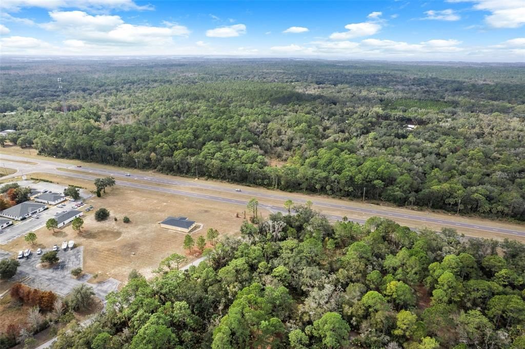 待售: $1,800,000 (18.49 acres)