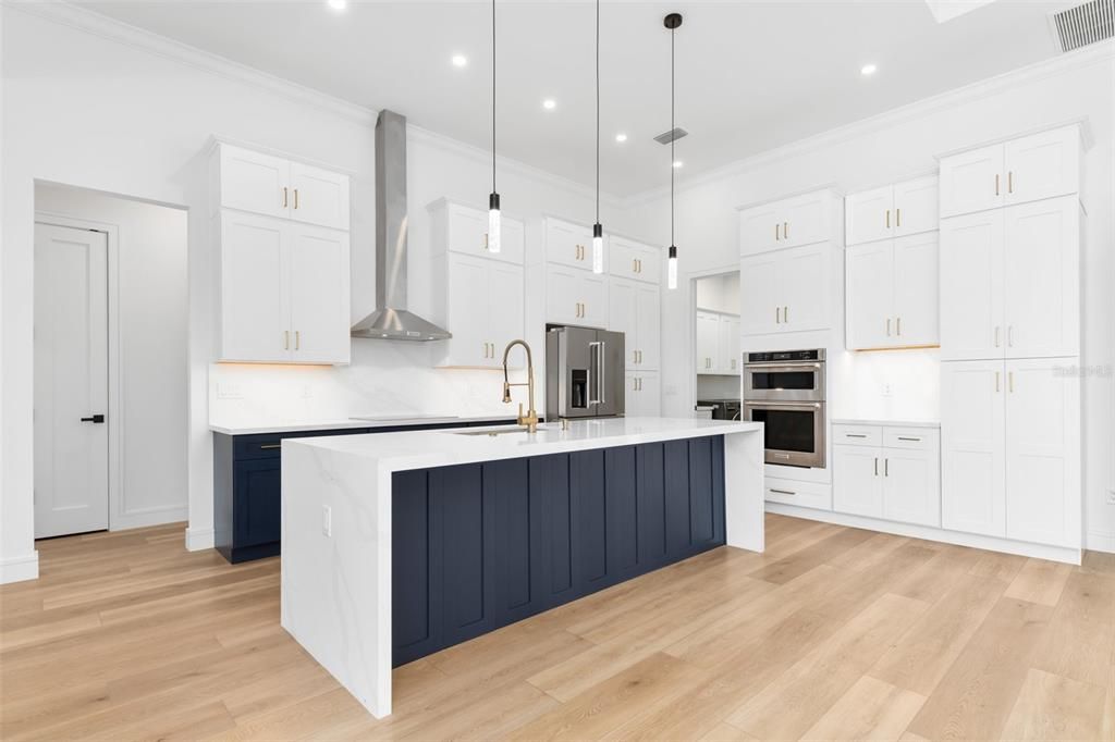 出租: $4,750 (3 贝兹, 3 浴室, 2162 平方英尺)