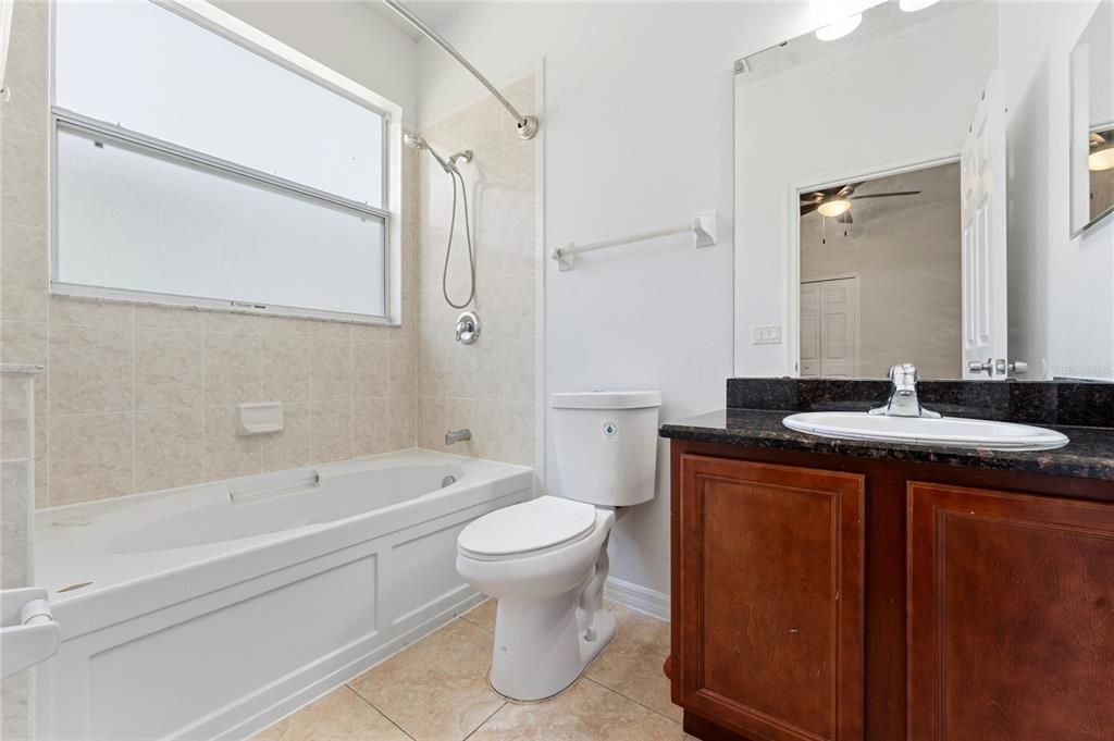 En Venta: $460,000 (4 camas, 3 baños, 1808 Pies cuadrados)