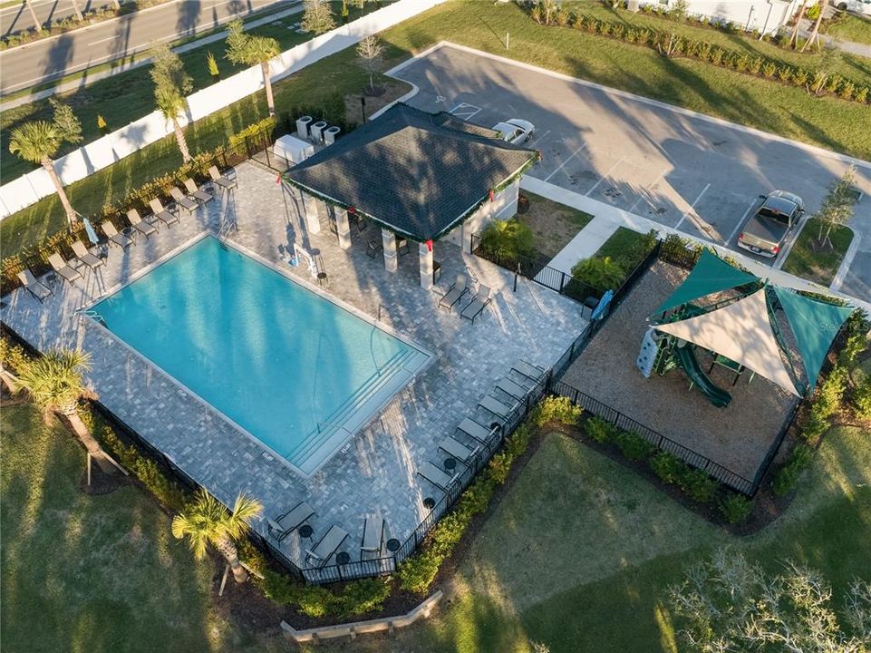 На продажу: $445,000 (5 спален, 2 ванн, 2215 Квадратных фут)