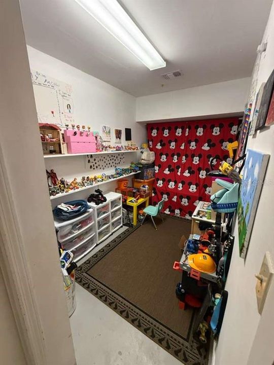 待售: $309,000 (2 贝兹, 2 浴室, 1330 平方英尺)