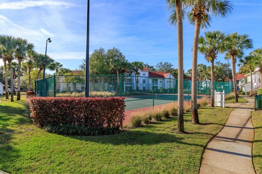 На продажу: $229,000 (2 спален, 2 ванн, 971 Квадратных фут)