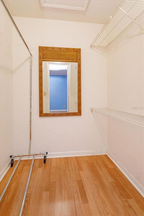 На продажу: $229,000 (2 спален, 2 ванн, 971 Квадратных фут)