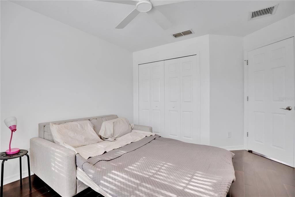 En Renta: $2,950 (3 camas, 2 baños, 1914 Pies cuadrados)