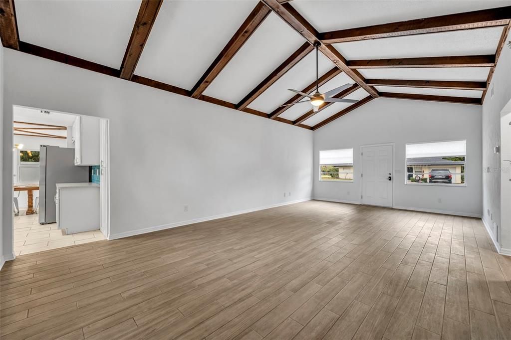 For Sale: $379,900 (3 beds, 2 baths, 1883 Square Feet)