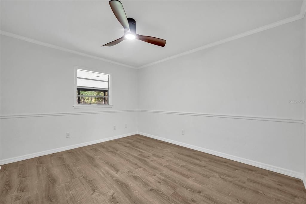 For Sale: $379,900 (3 beds, 2 baths, 1883 Square Feet)