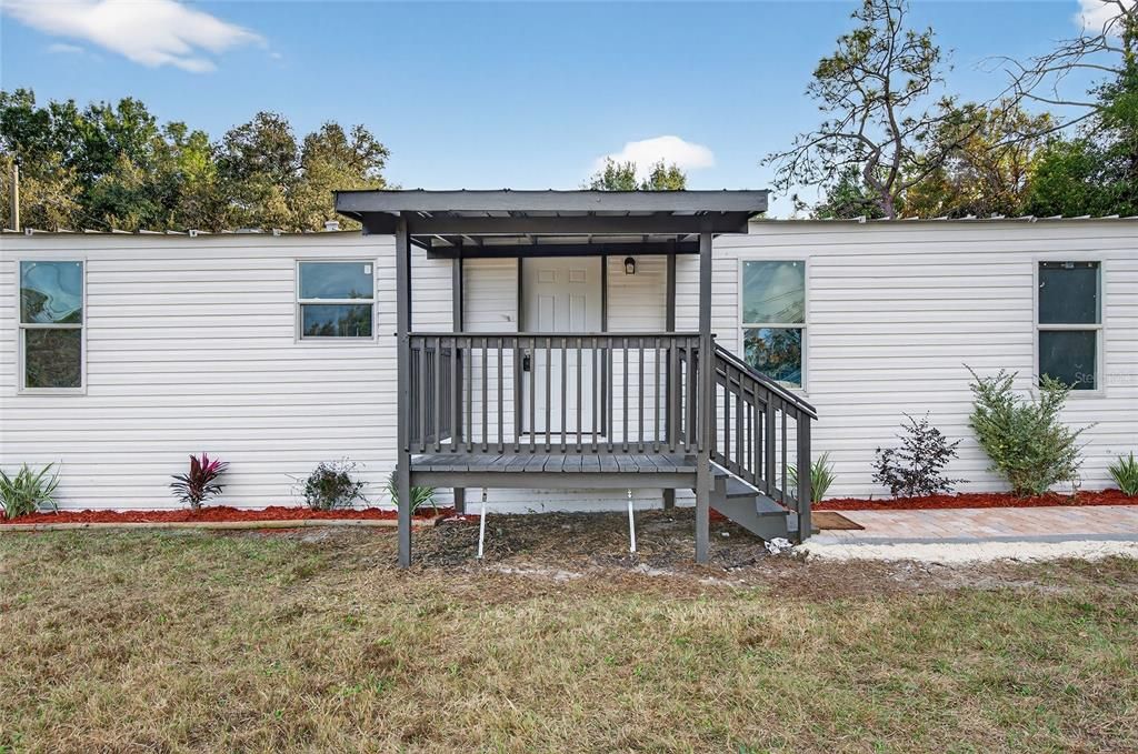 На продажу: $268,888 (3 спален, 2 ванн, 910 Квадратных фут)