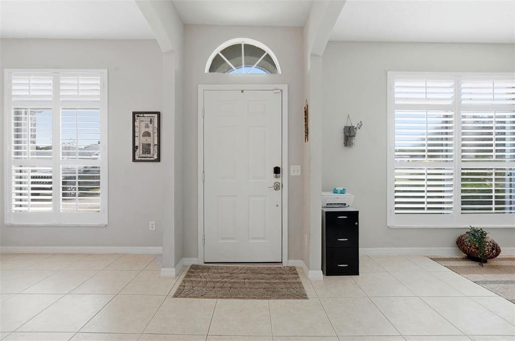 En Venta: $360,000 (3 camas, 2 baños, 1652 Pies cuadrados)