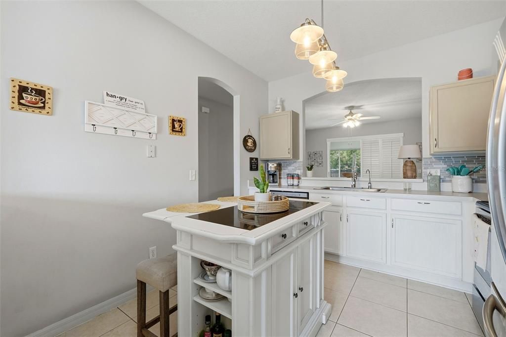 En Venta: $360,000 (3 camas, 2 baños, 1652 Pies cuadrados)