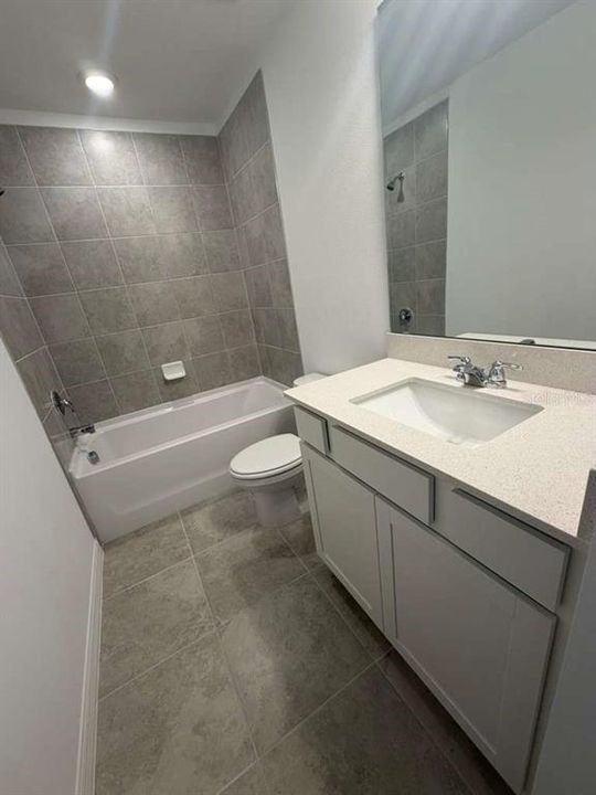 For Rent: $2,390 (3 beds, 2 baths, 1652 Square Feet)