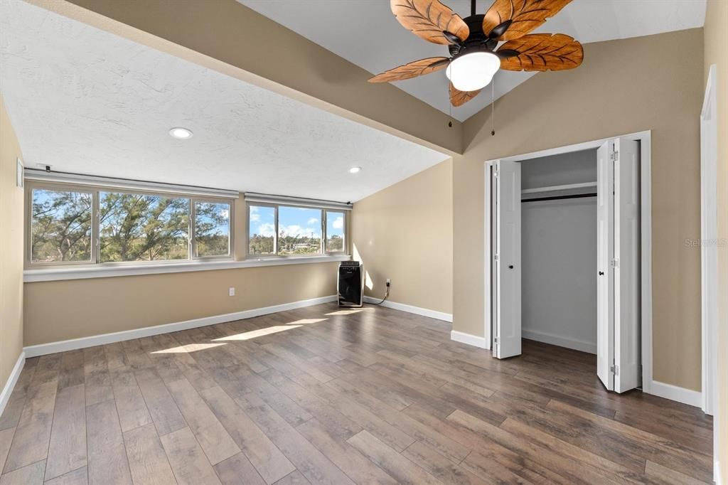 En Renta: $5,000 (3 camas, 3 baños, 1988 Pies cuadrados)