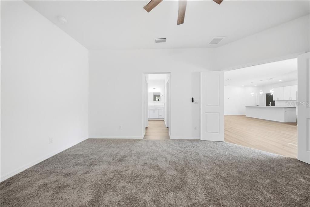 待售: $355,000 (3 贝兹, 2 浴室, 1780 平方英尺)