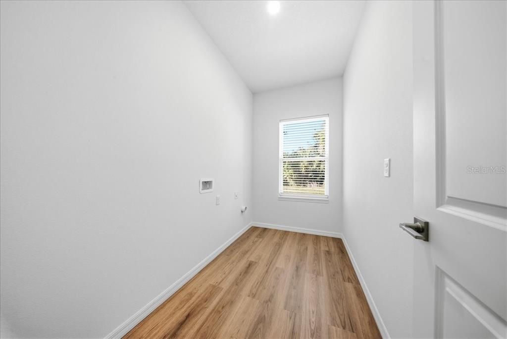 待售: $355,000 (3 贝兹, 2 浴室, 1780 平方英尺)