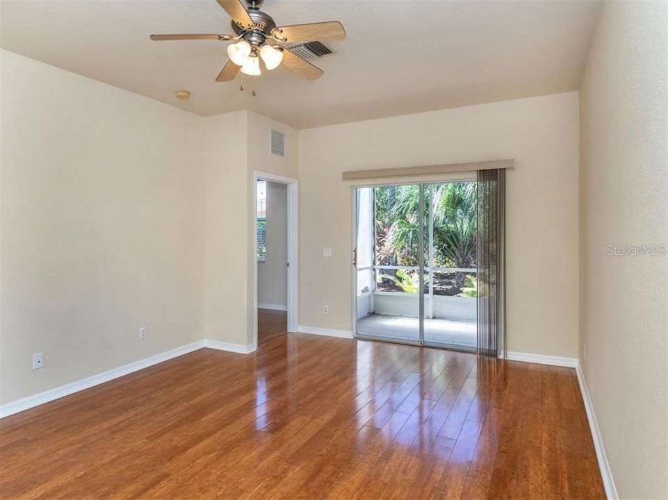 En Venta: $339,000 (3 camas, 2 baños, 1443 Pies cuadrados)