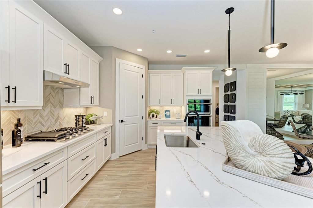 En Renta: $5,250 (3 camas, 2 baños, 1962 Pies cuadrados)