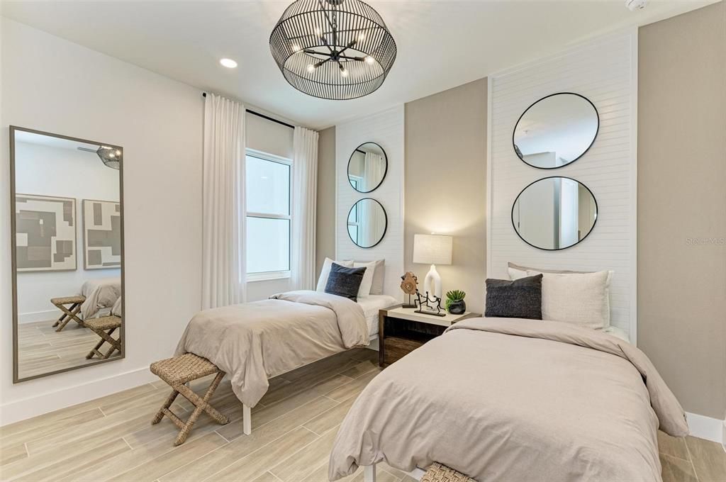 En Renta: $5,250 (3 camas, 2 baños, 1962 Pies cuadrados)